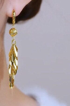 Golden Leaf Cascade Drop Earrings -153